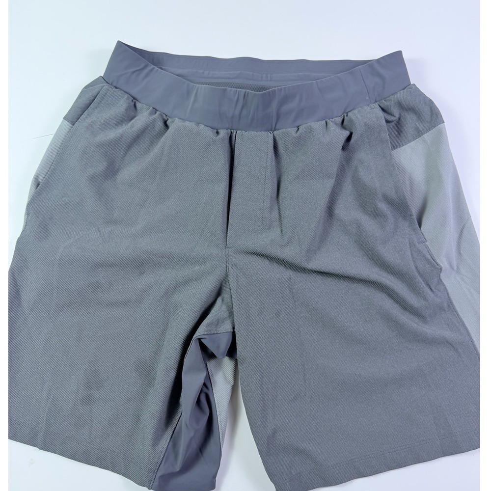 Lululemon Mens Gray Mesh Active Training Running Shorts Size Small (see descr)